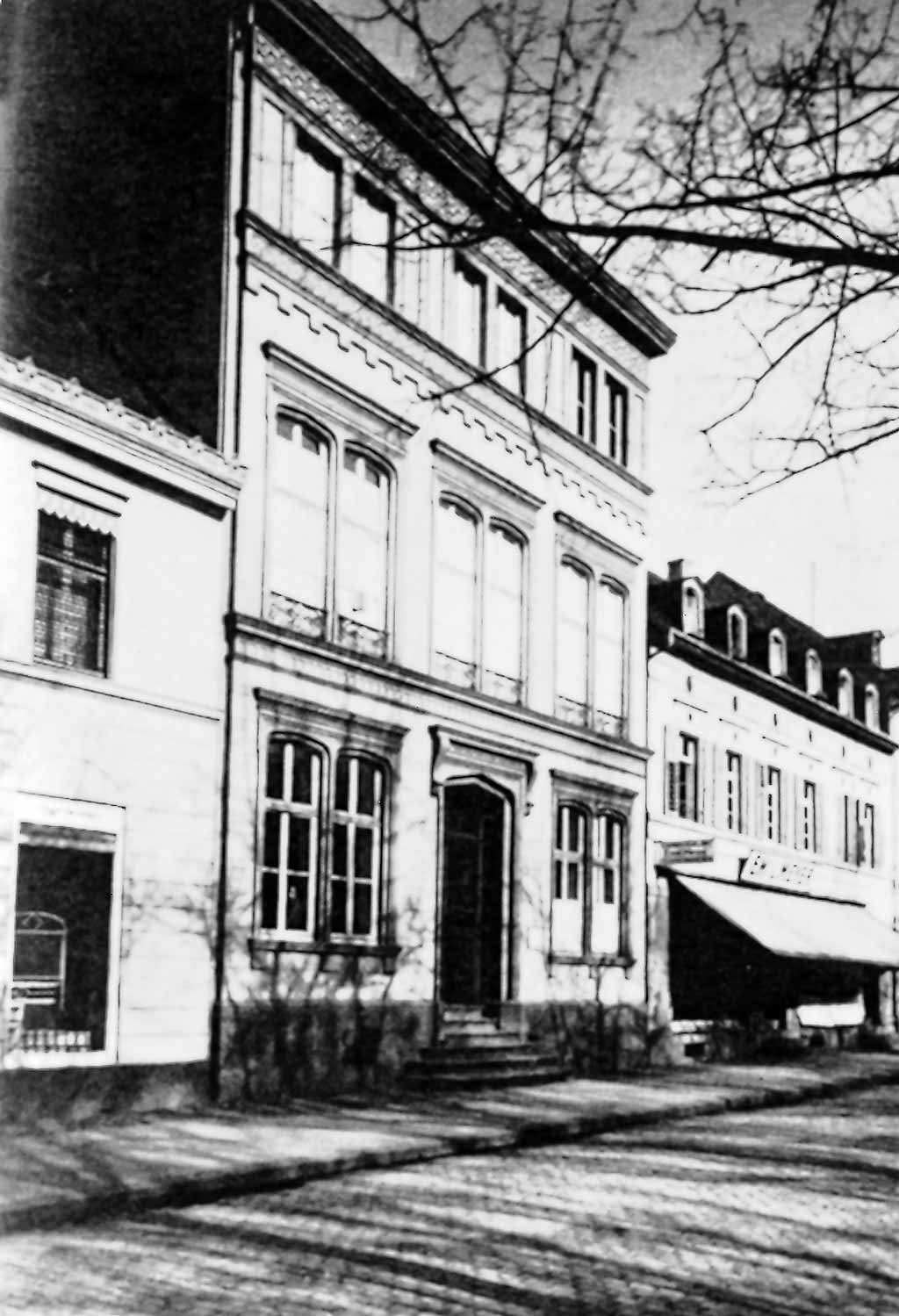 Das Geburtshaus Friedrich&nbsp;Wolfs in Neuwied ist ein dreist&ouml;ckiges Reihenhaus.