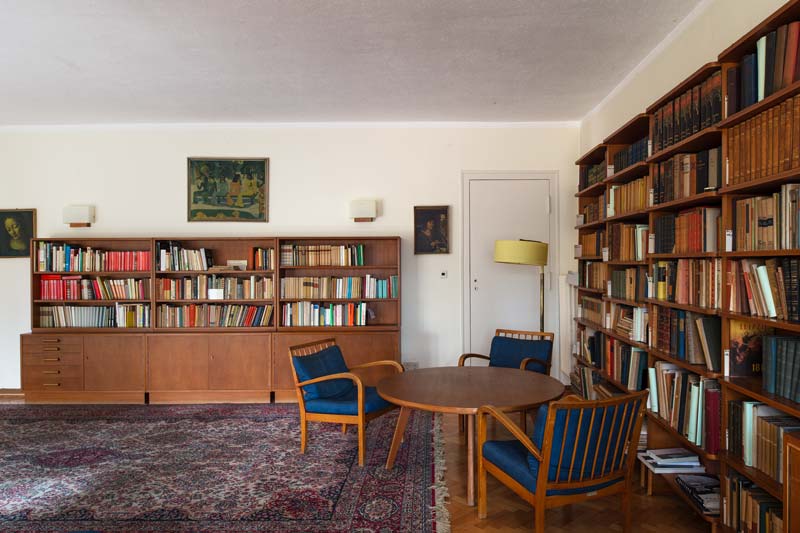 Lese-Ecke in der Bibliothek
