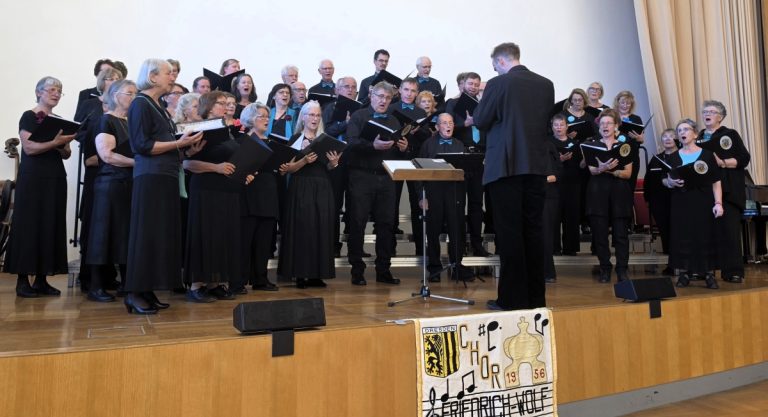 Der Auftritt des Chors beim Jubil&auml;umskonzert